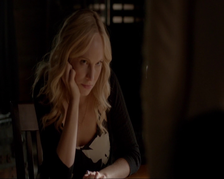 VampireDiariesWorld-dot-nl_7x03AgeOfInnocence1661.jpg