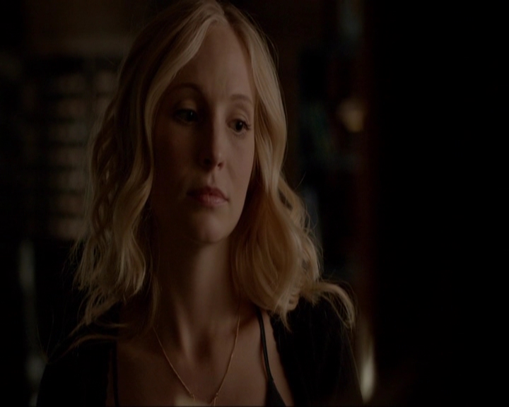 VampireDiariesWorld-dot-nl_7x03AgeOfInnocence1703.jpg