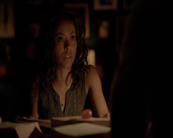 VampireDiariesWorld-dot-nl_7x03AgeOfInnocence1941.jpg