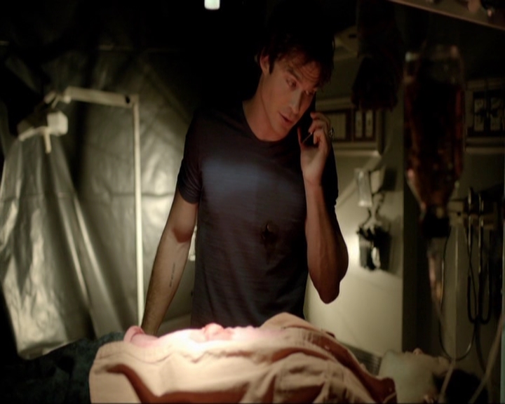 VampireDiariesWorld-dot-nl_7x03AgeOfInnocence2033.jpg