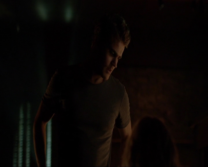 VampireDiariesWorld-dot-nl_7x03AgeOfInnocence2103.jpg