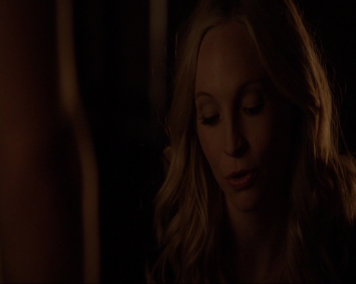 VampireDiariesWorld-dot-nl_7x03AgeOfInnocence2110.jpg