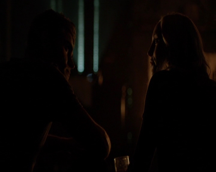 VampireDiariesWorld-dot-nl_7x03AgeOfInnocence2143.jpg