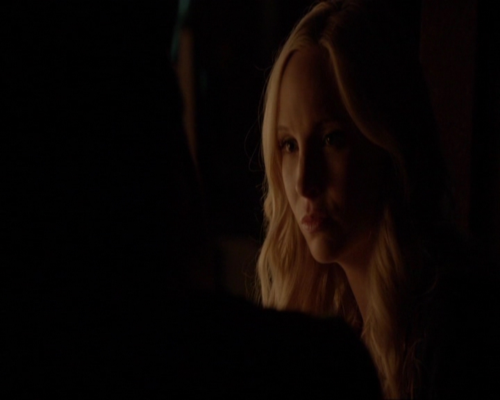 VampireDiariesWorld-dot-nl_7x03AgeOfInnocence2148.jpg