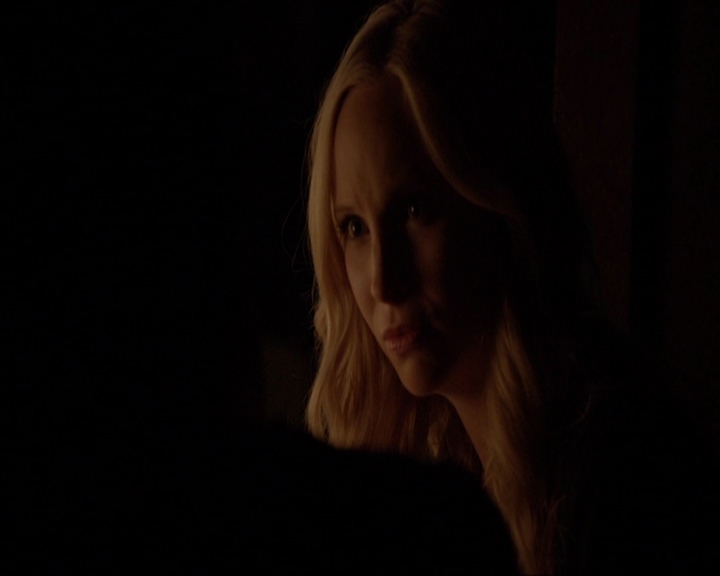 VampireDiariesWorld-dot-nl_7x03AgeOfInnocence2151.jpg