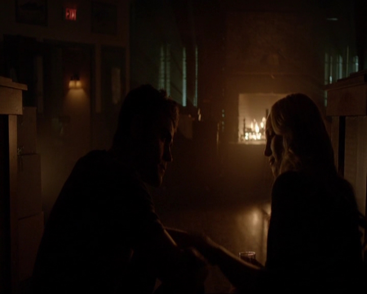 VampireDiariesWorld-dot-nl_7x03AgeOfInnocence2166.jpg