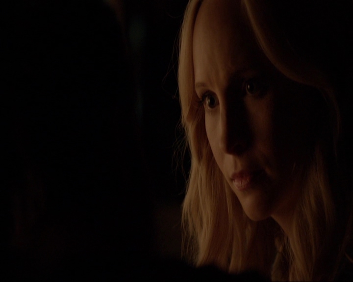 VampireDiariesWorld-dot-nl_7x03AgeOfInnocence2181.jpg