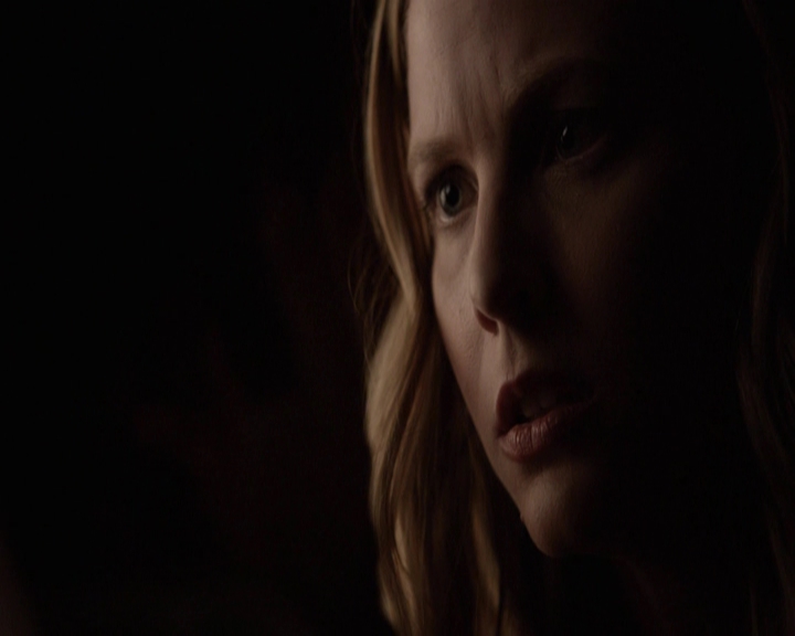 VampireDiariesWorld-dot-nl_7x04ICarryYourHeartWithMe-deletedscenes0060.jpg