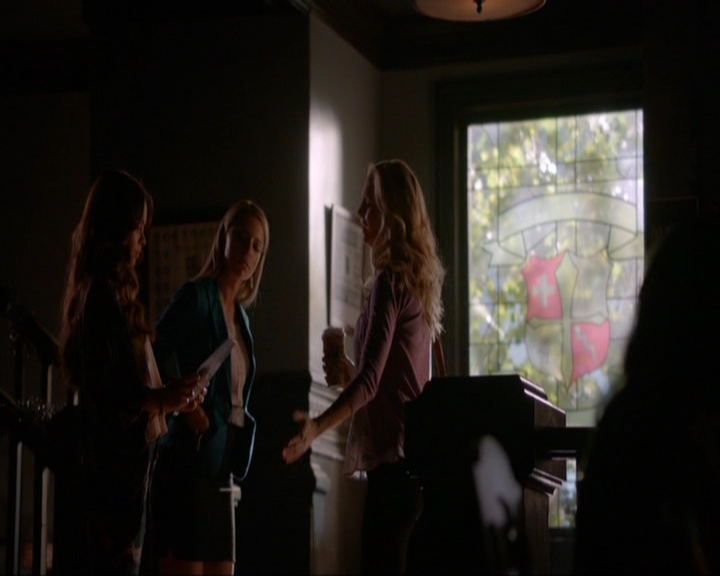 VampireDiariesWorld-dot-nl_7x04ICarryYourHeartWithMe0850.jpg