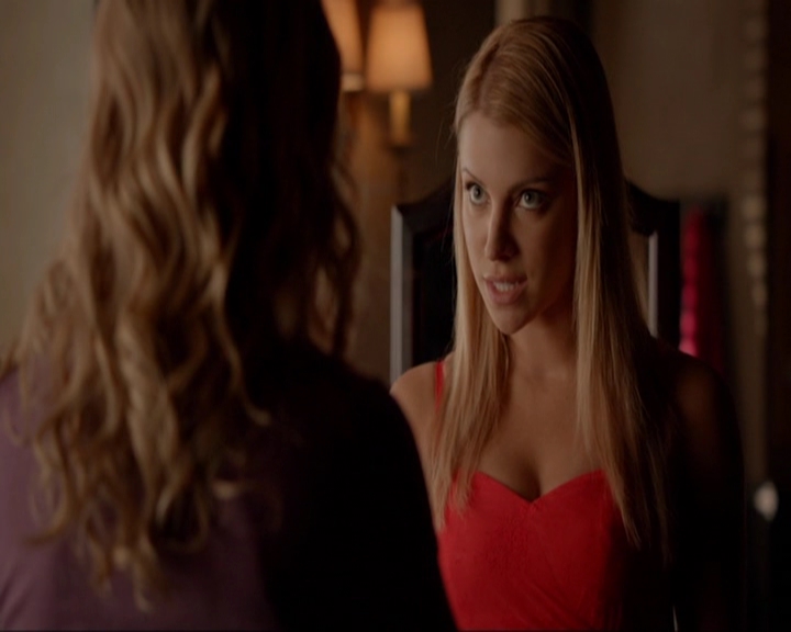 VampireDiariesWorld-dot-nl_7x04ICarryYourHeartWithMe0905.jpg