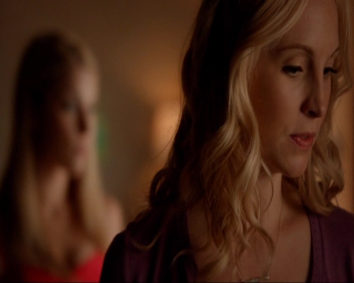 VampireDiariesWorld-dot-nl_7x04ICarryYourHeartWithMe0915.jpg