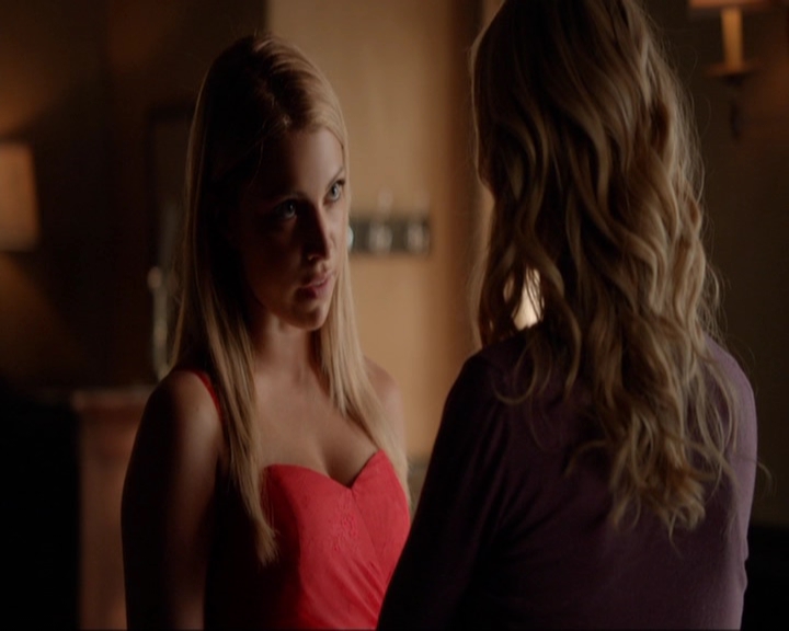 VampireDiariesWorld-dot-nl_7x04ICarryYourHeartWithMe0942.jpg