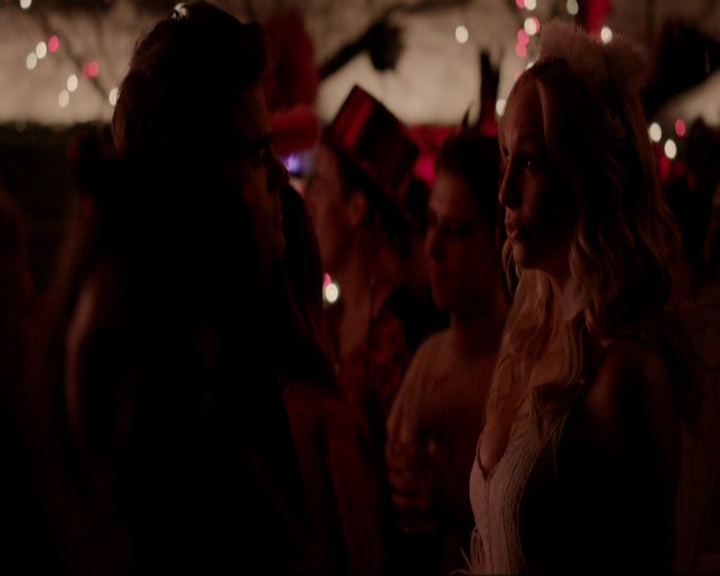 VampireDiariesWorld-dot-nl_7x04ICarryYourHeartWithMe1087.jpg