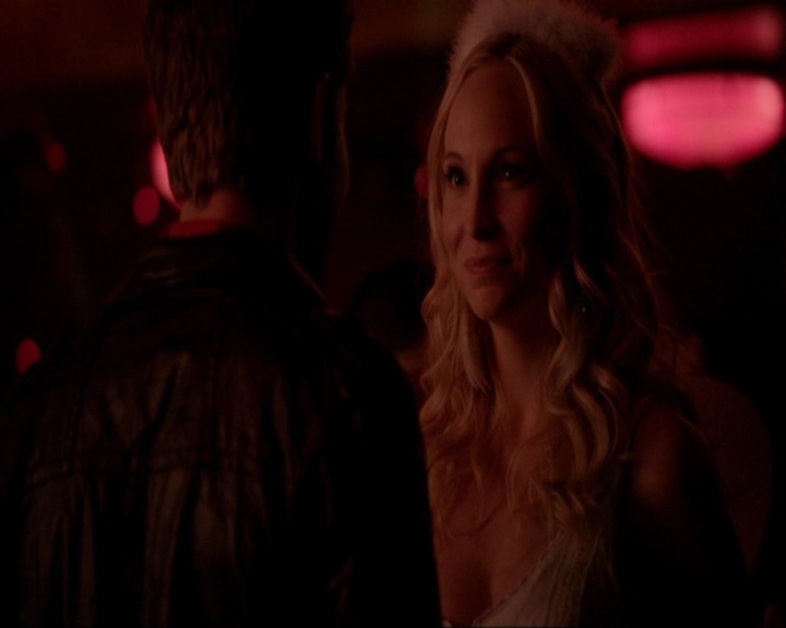 VampireDiariesWorld-dot-nl_7x04ICarryYourHeartWithMe1094.jpg