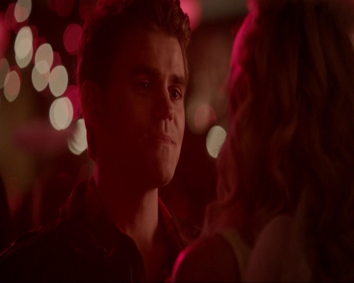 VampireDiariesWorld-dot-nl_7x04ICarryYourHeartWithMe1098.jpg