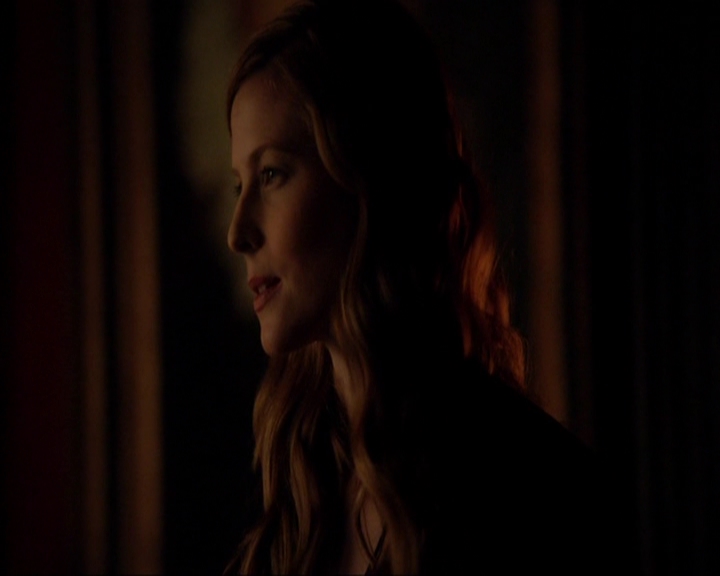 VampireDiariesWorld-dot-nl_7x04ICarryYourHeartWithMe1240.jpg