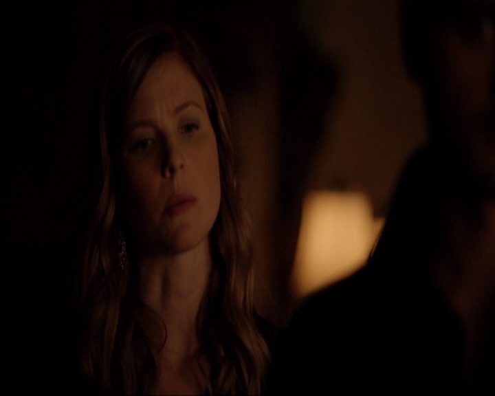 VampireDiariesWorld-dot-nl_7x04ICarryYourHeartWithMe1313.jpg