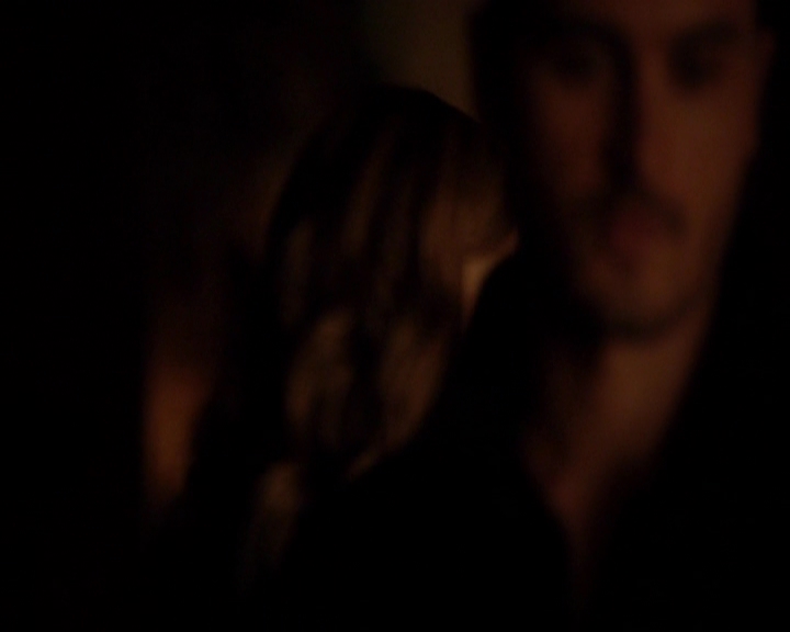 VampireDiariesWorld-dot-nl_7x04ICarryYourHeartWithMe1317.jpg