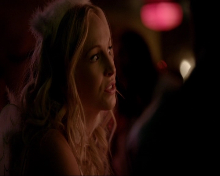 VampireDiariesWorld-dot-nl_7x04ICarryYourHeartWithMe1338.jpg