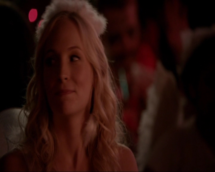 VampireDiariesWorld-dot-nl_7x04ICarryYourHeartWithMe1360.jpg