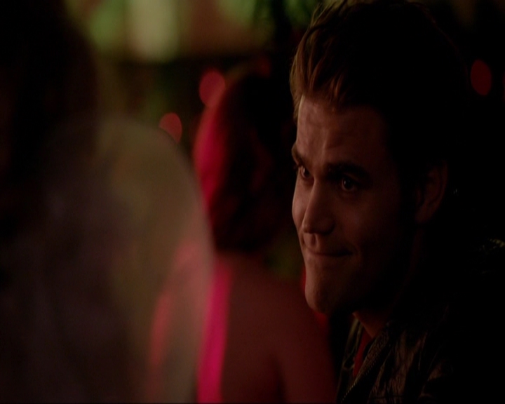 VampireDiariesWorld-dot-nl_7x04ICarryYourHeartWithMe1361.jpg