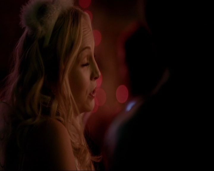 VampireDiariesWorld-dot-nl_7x04ICarryYourHeartWithMe1363.jpg