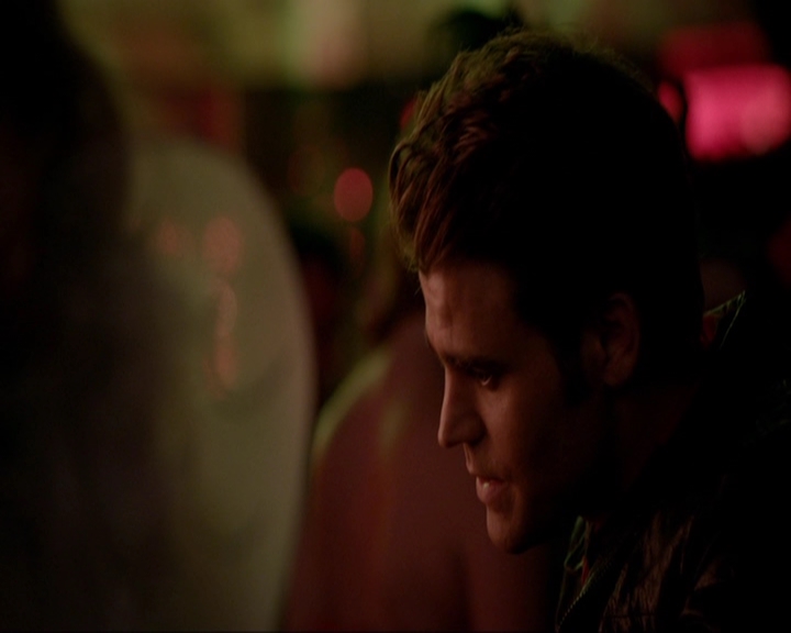 VampireDiariesWorld-dot-nl_7x04ICarryYourHeartWithMe1366.jpg