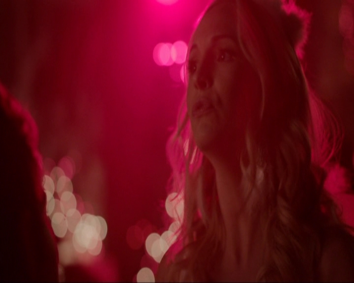 VampireDiariesWorld-dot-nl_7x04ICarryYourHeartWithMe1382.jpg