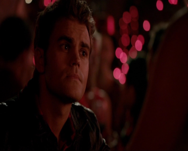 VampireDiariesWorld-dot-nl_7x04ICarryYourHeartWithMe1384.jpg