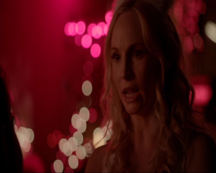 VampireDiariesWorld-dot-nl_7x04ICarryYourHeartWithMe1388.jpg