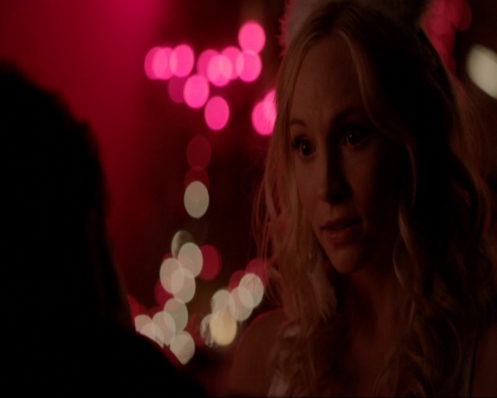 VampireDiariesWorld-dot-nl_7x04ICarryYourHeartWithMe1391.jpg