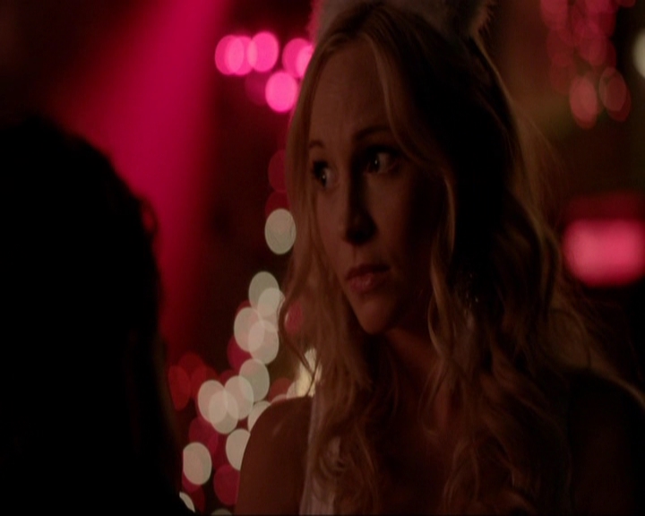 VampireDiariesWorld-dot-nl_7x04ICarryYourHeartWithMe1394.jpg