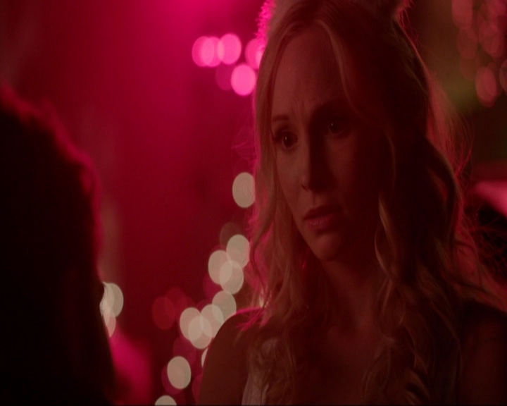 VampireDiariesWorld-dot-nl_7x04ICarryYourHeartWithMe1398.jpg