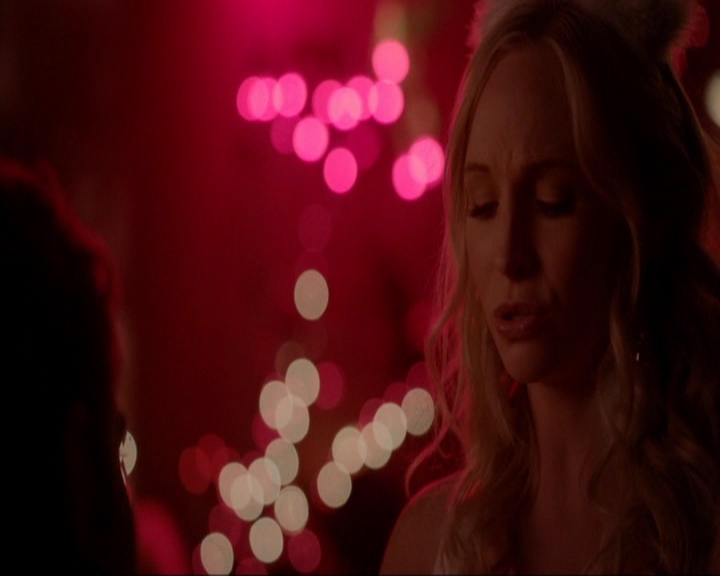 VampireDiariesWorld-dot-nl_7x04ICarryYourHeartWithMe1400.jpg