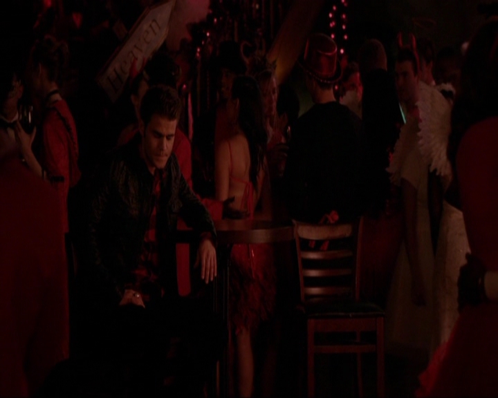 VampireDiariesWorld-dot-nl_7x04ICarryYourHeartWithMe1405.jpg