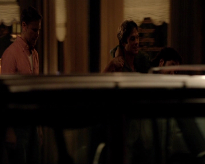 VampireDiariesWorld-dot-nl_7x04ICarryYourHeartWithMe1527.jpg