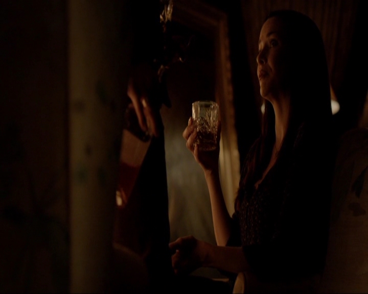 VampireDiariesWorld-dot-nl_7x04ICarryYourHeartWithMe1579.jpg