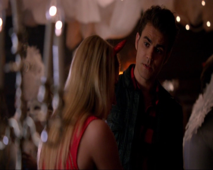 VampireDiariesWorld-dot-nl_7x04ICarryYourHeartWithMe1657.jpg