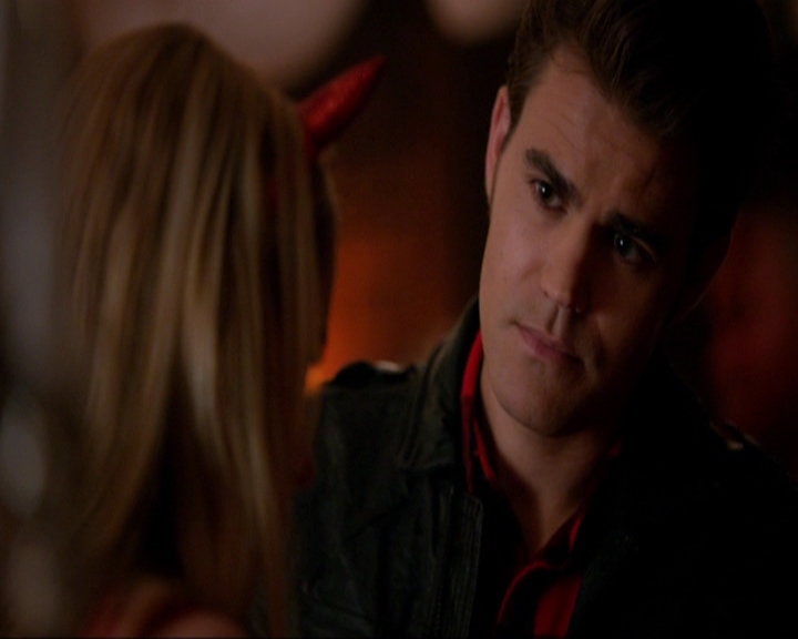 VampireDiariesWorld-dot-nl_7x04ICarryYourHeartWithMe1685.jpg