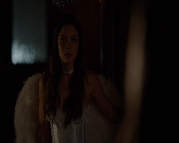 VampireDiariesWorld-dot-nl_7x04ICarryYourHeartWithMe1830.jpg