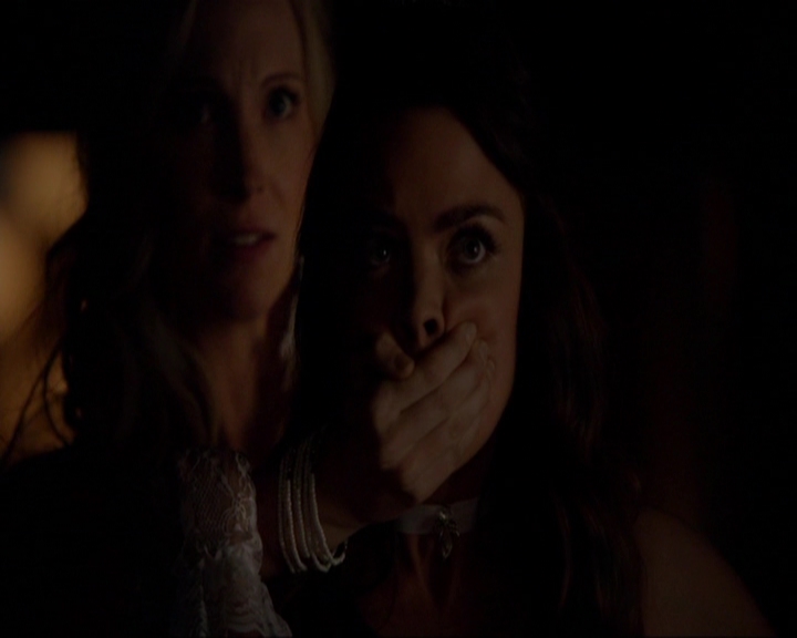 VampireDiariesWorld-dot-nl_7x04ICarryYourHeartWithMe1857.jpg