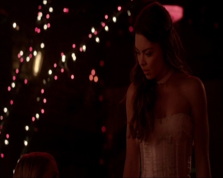 VampireDiariesWorld-dot-nl_7x04ICarryYourHeartWithMe1973.jpg