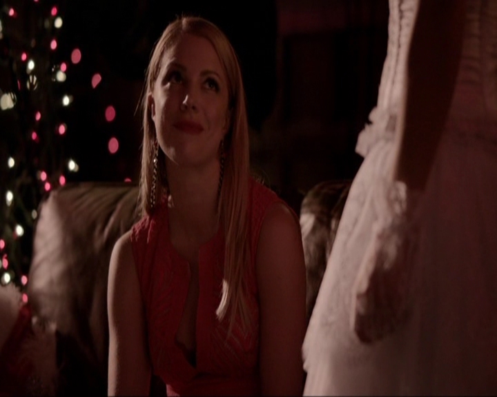 VampireDiariesWorld-dot-nl_7x04ICarryYourHeartWithMe1974.jpg