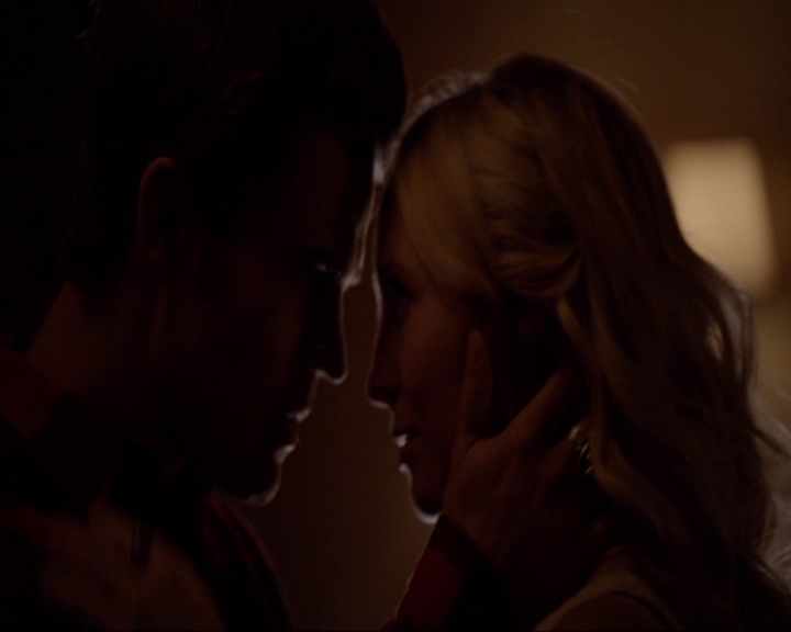 VampireDiariesWorld-dot-nl_7x04ICarryYourHeartWithMe2073.jpg