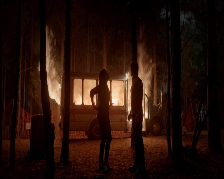 VampireDiariesWorld-dot-nl_7x04ICarryYourHeartWithMe2174.jpg