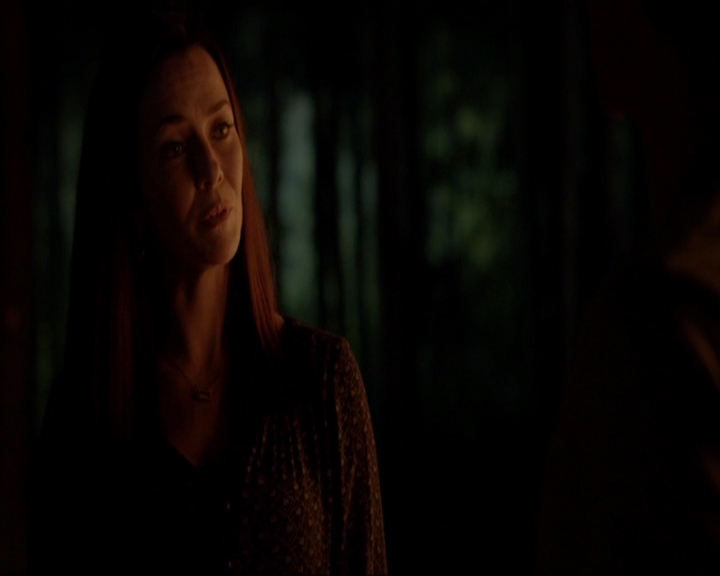 VampireDiariesWorld-dot-nl_7x04ICarryYourHeartWithMe2222.jpg