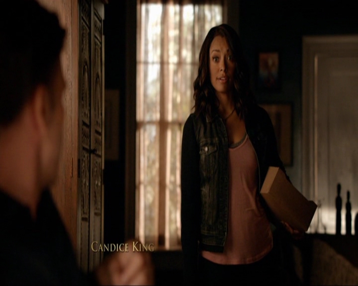 VampireDiariesWorld-dot-nl_7x05LiveThroughThis0113.jpg