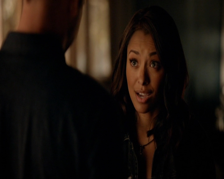 VampireDiariesWorld-dot-nl_7x05LiveThroughThis0146.jpg