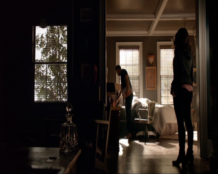 VampireDiariesWorld-dot-nl_7x05LiveThroughThis0159.jpg