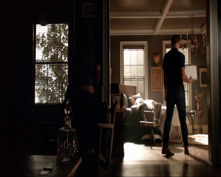 VampireDiariesWorld-dot-nl_7x05LiveThroughThis0173.jpg